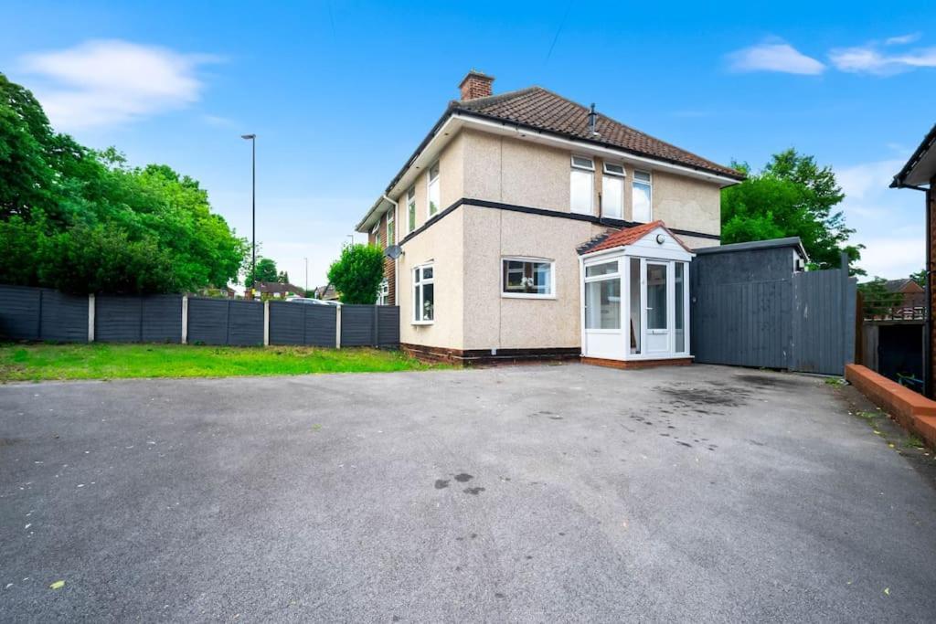 Witton 3 Bedroom House - Long Offers *