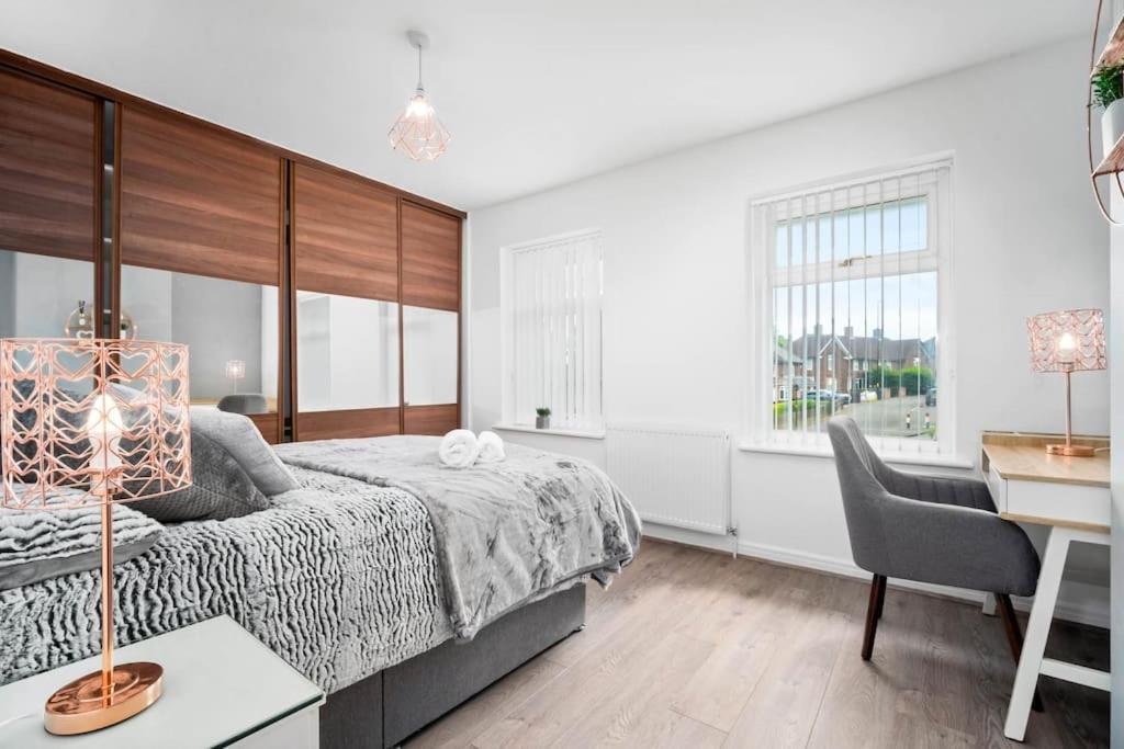 Witton 3 Bedroom House - Long Offers
