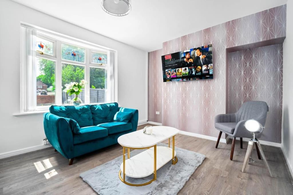 Witton 3 Bedroom House - Long Offers Holiday home