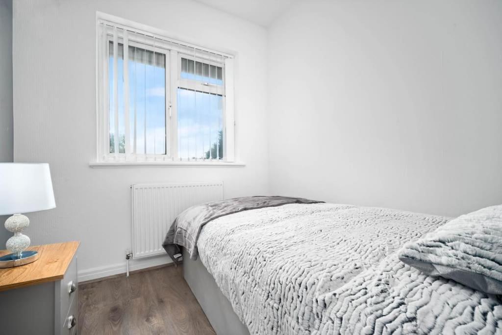 Witton 3 Bedroom House - Long Offers Holiday home *